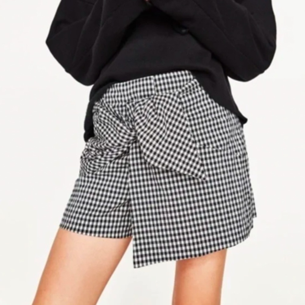 Zara Gingham Check Black‎ And White Bow Mini Skort